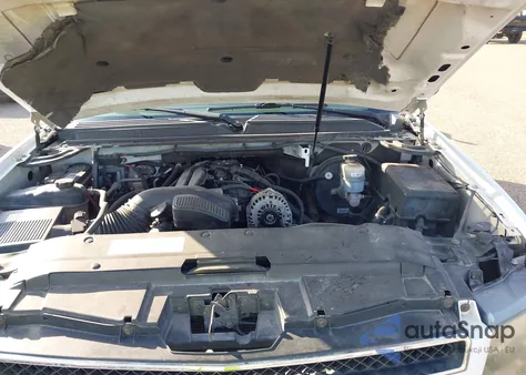 2009 Chevrolet Tahoe Lt2 z USA, uszkodzony, nr VIN 1GNEC233X9R162880